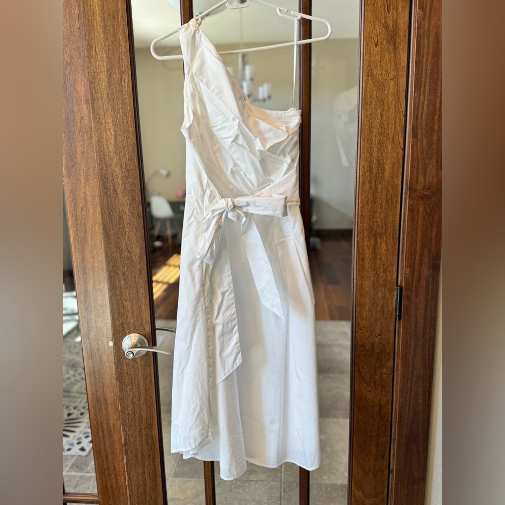 Banana Republic white off the shoulder dress - size 4